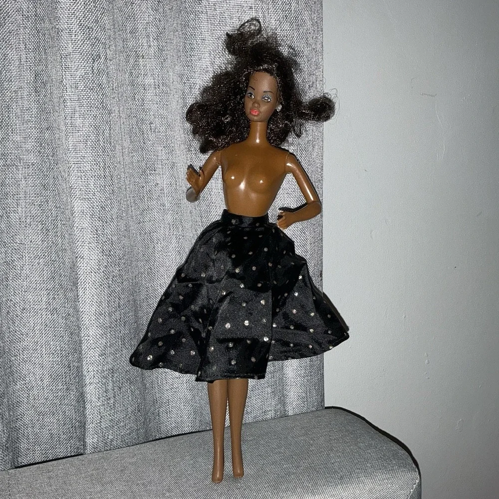 Vintage Barbie Heart Family AA African American Steffi Face Mom Earrings‎ Black